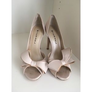 Michael Nude Silk Heels